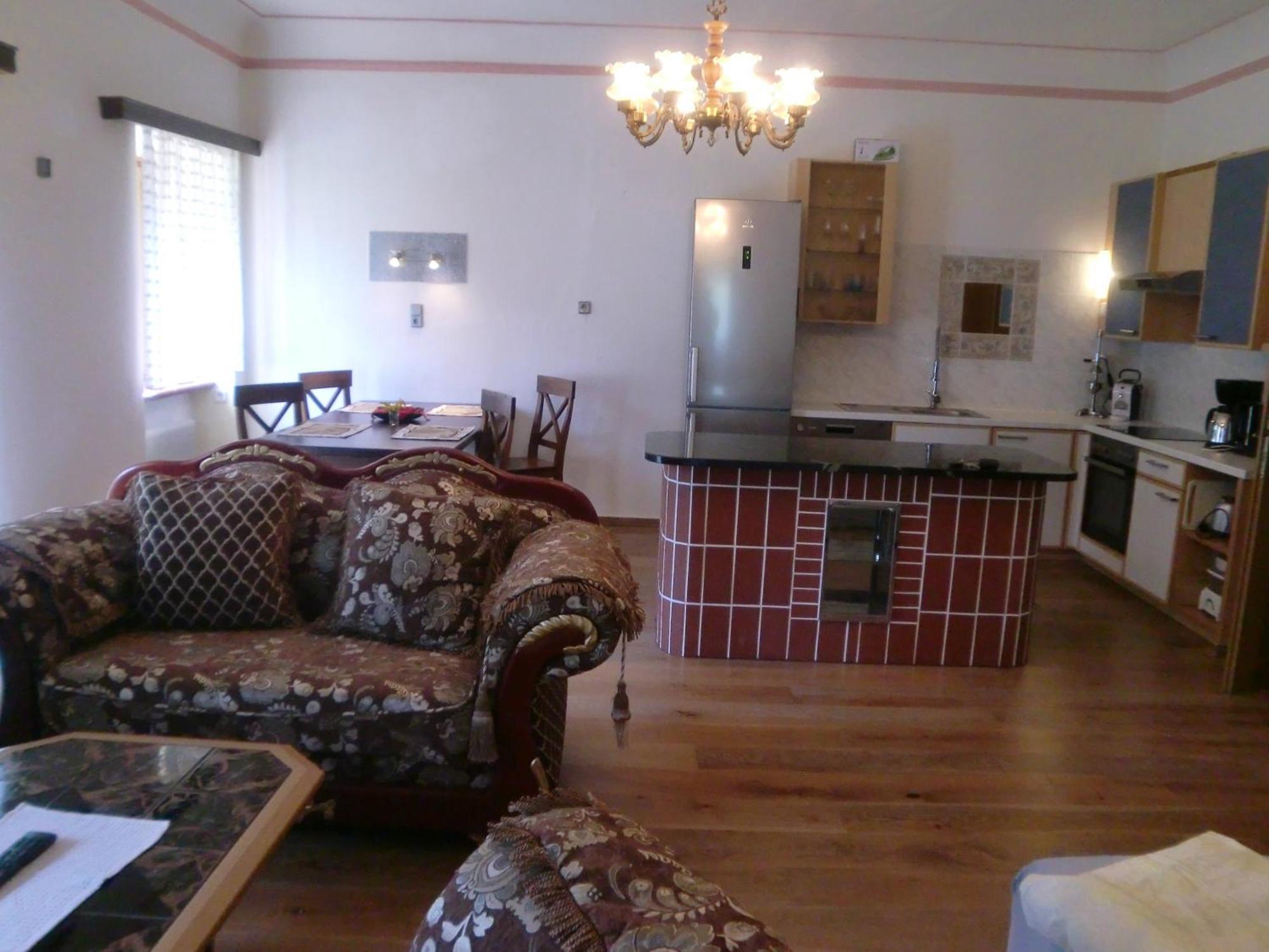 Dellach im Drautal Garten- & Loggia-Appartement Herrenhaus מראה חיצוני תמונה