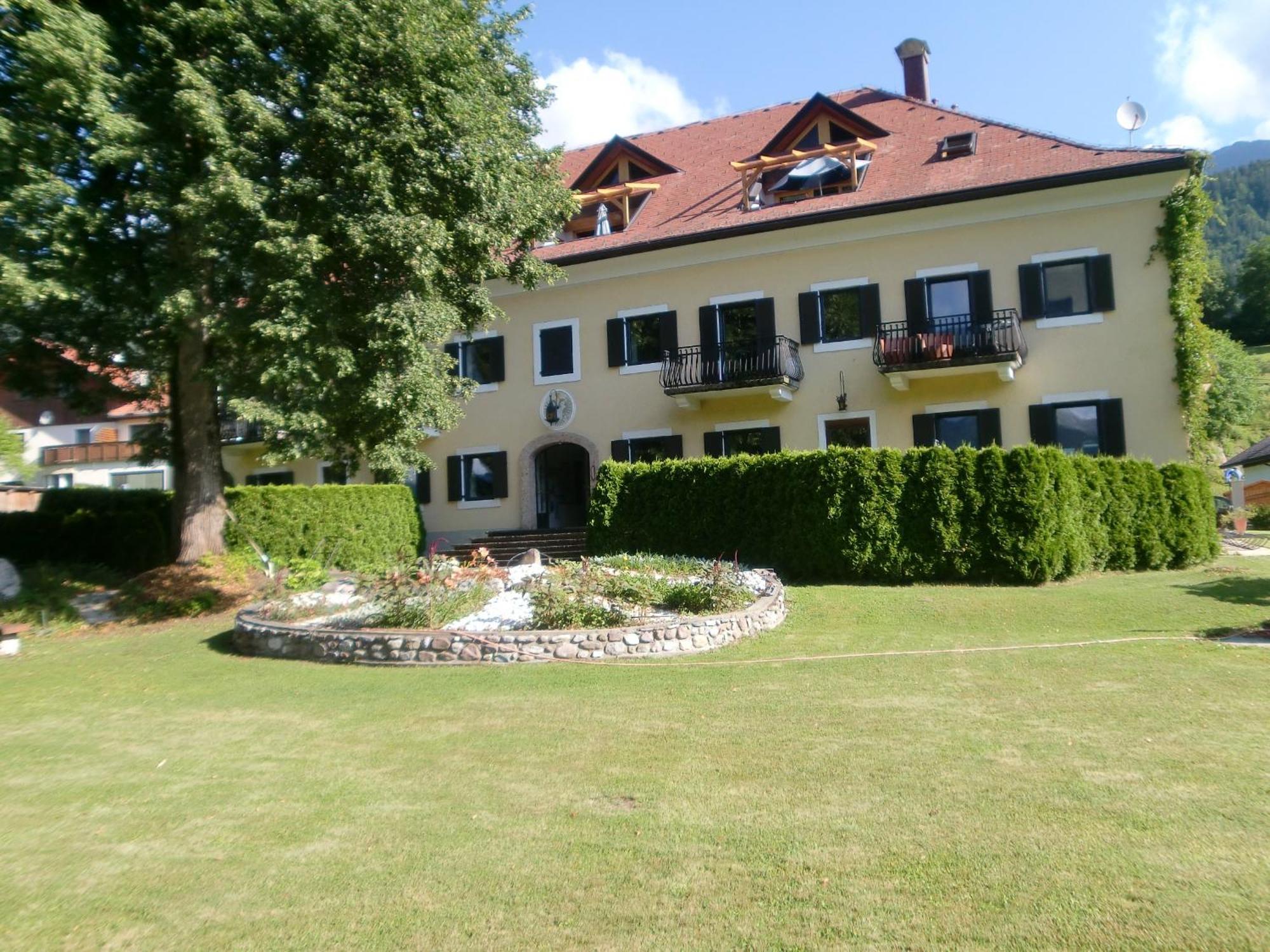 Dellach im Drautal Garten- & Loggia-Appartement Herrenhaus מראה חיצוני תמונה