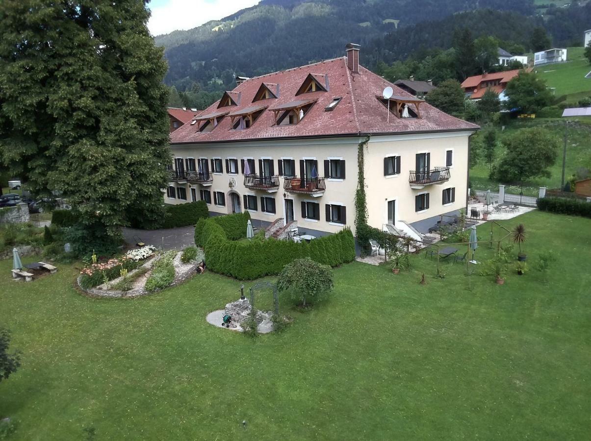 Dellach im Drautal Garten- & Loggia-Appartement Herrenhaus מראה חיצוני תמונה