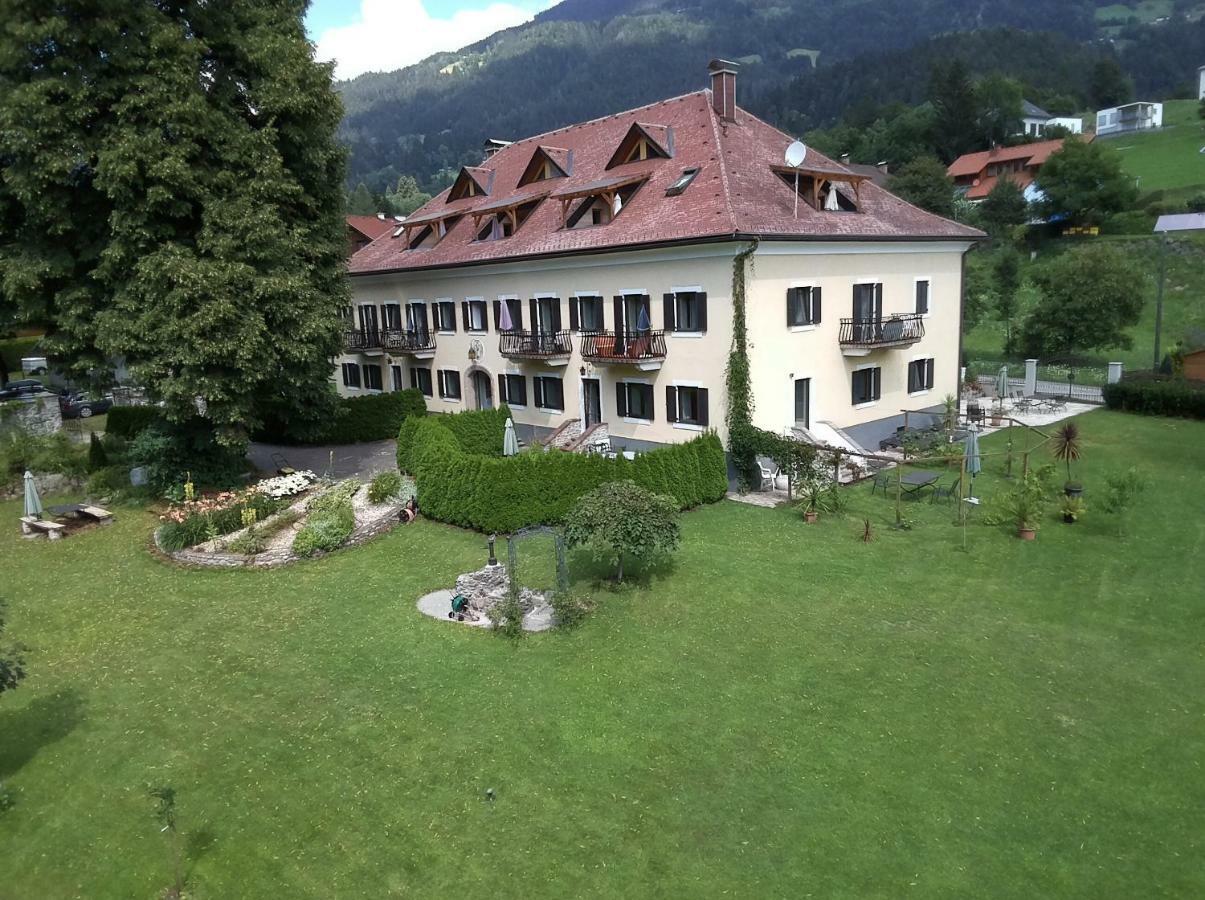 Dellach im Drautal Garten- & Loggia-Appartement Herrenhaus מראה חיצוני תמונה