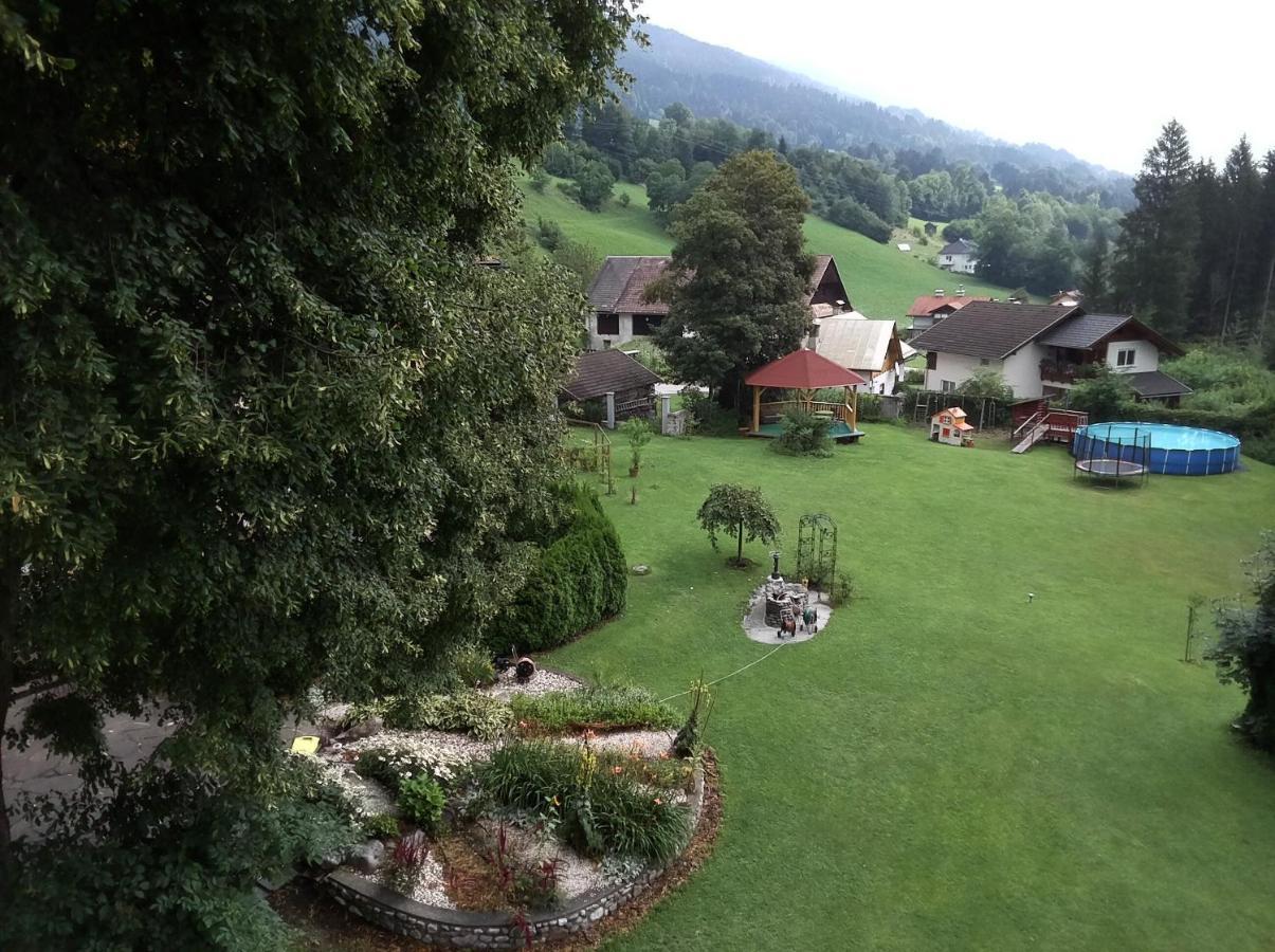 Dellach im Drautal Garten- & Loggia-Appartement Herrenhaus מראה חיצוני תמונה