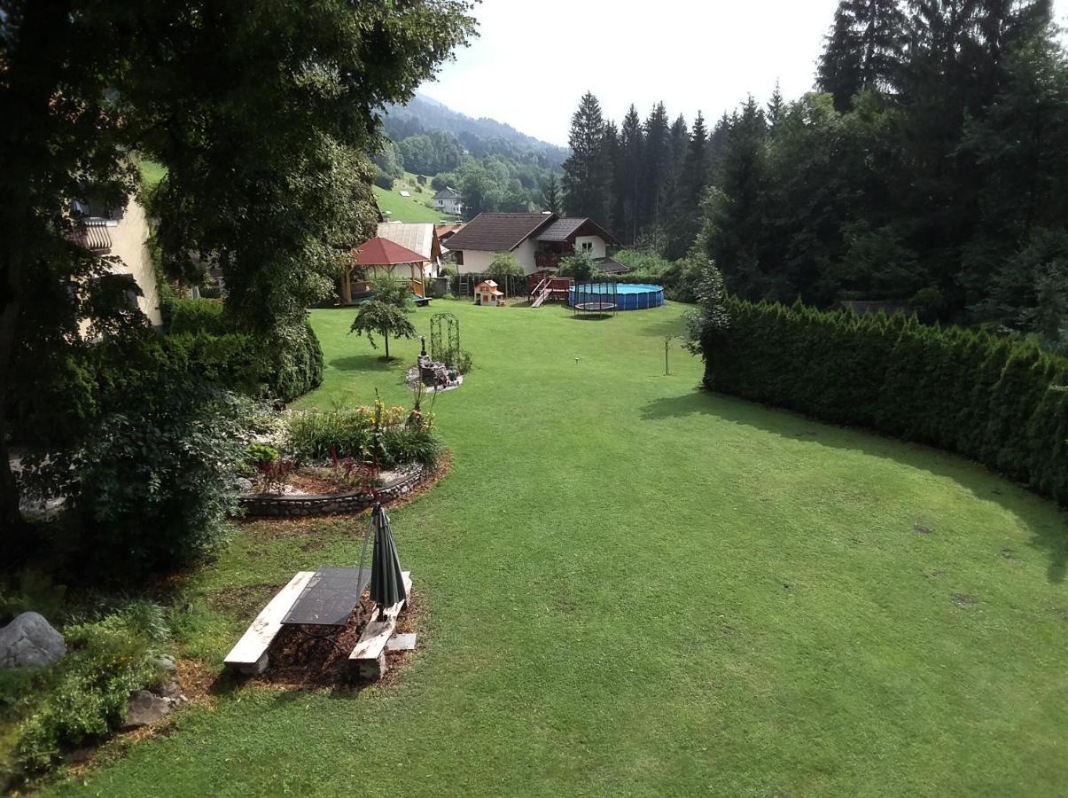 Dellach im Drautal Garten- & Loggia-Appartement Herrenhaus מראה חיצוני תמונה